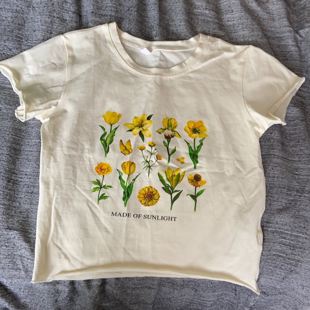 Graphic Crop Tee